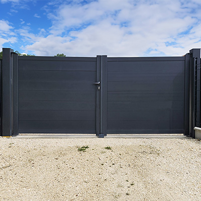 Portail alu battant Bégadan