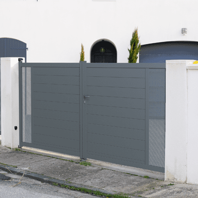 Portail plein battant alu Bacalan